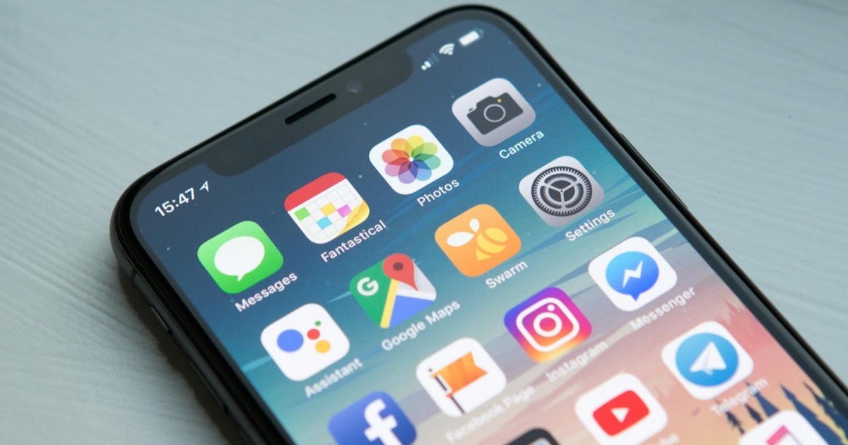 Fałszywe SMS i oszustwa na BLIK - jak rozpoznać i zgłosić na numer 8080